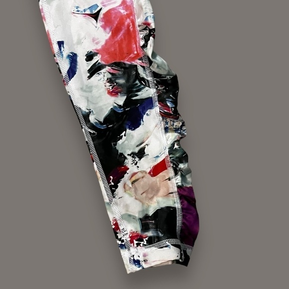 Lululemon Speed Tight III Pigment Wave Multi/Black/Regal Plum Thigh Pockets SZ6 - Picture 4 of 9